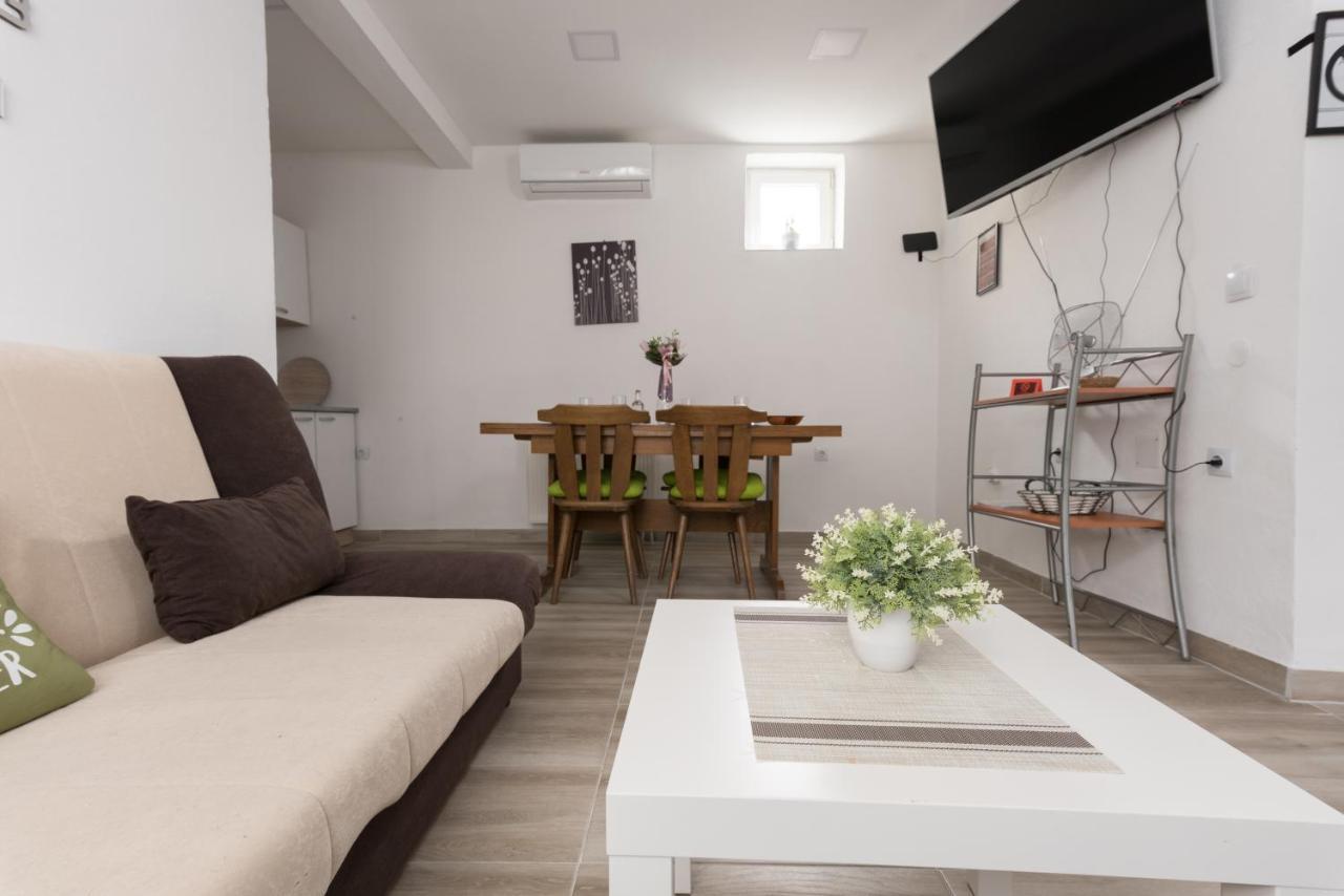 Apartmani Kod Marka Pozsega Kültér fotó