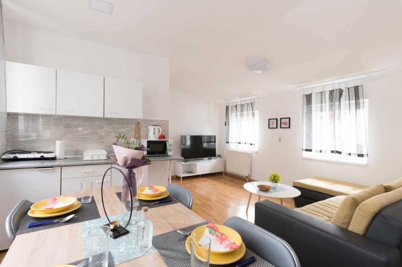 Apartmani Kod Marka Pozsega Kültér fotó