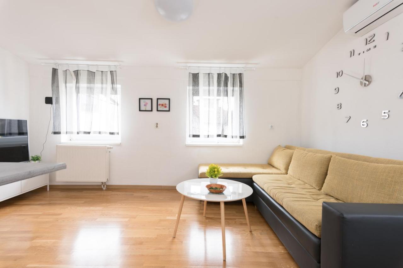 Apartmani Kod Marka Pozsega Kültér fotó