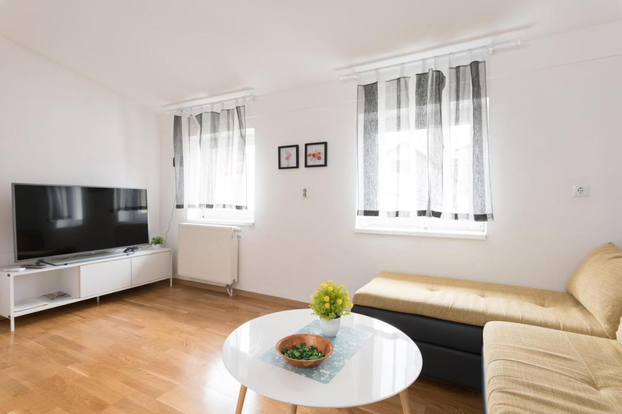Apartmani Kod Marka Pozsega Kültér fotó
